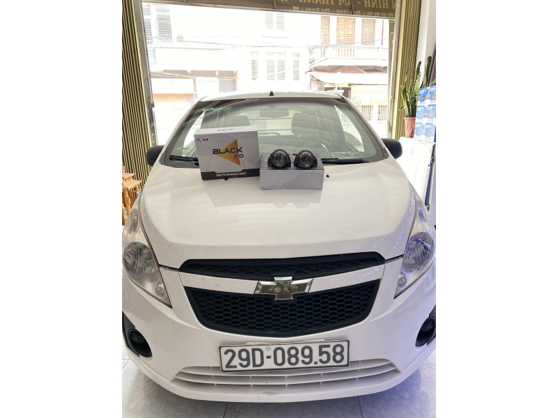 Độ đèn nâng cấp ánh sáng cho xe chevrolet 					